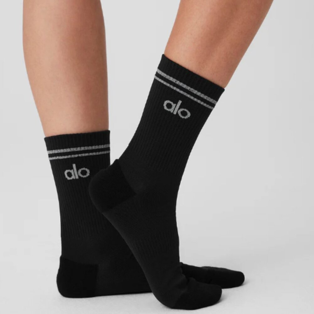 NWT!  Alo Unisex Half-Crew Performance Socks